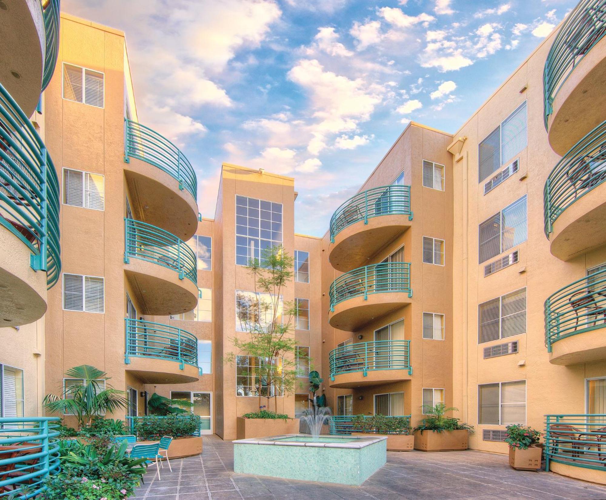 Apartment - Mission Valley San Diego